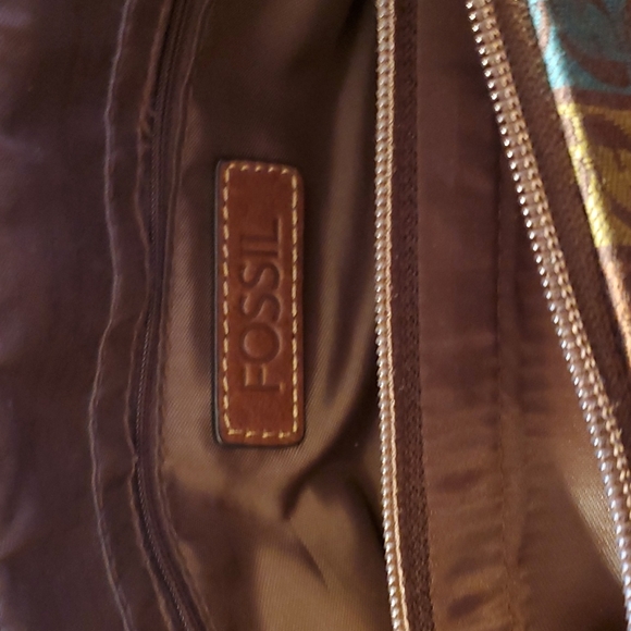 Beautiful Fossil Shoulder Bag - Picture 13 of 14